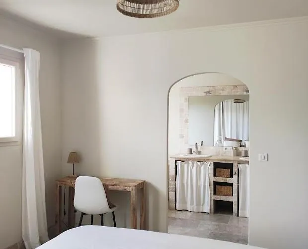 Magnifique Mas Avec Piscine A 5 Minutes D'uzes * Montaren-et-Saint-Médiers