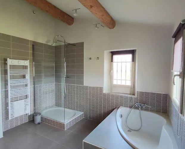 Magnifique Mas Avec Piscine A 5 Minutes D'uzes