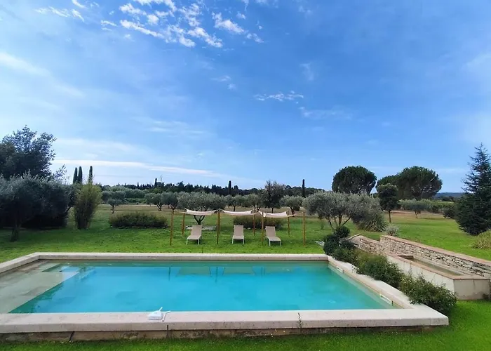 Magnifique Mas Avec Piscine A 5 Minutes D'uzes * Montaren-et-Saint-Médiers